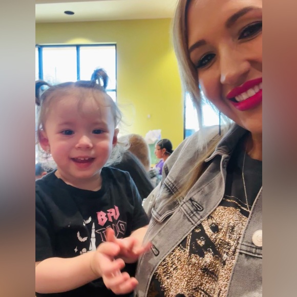 Live Show Flyer ✨🩷Little bits of everything! ❤️🌸❤️🌸❤️🌸❤️🌸 Come Shop With Me! 🥰🌸 - Picture 5 of 16